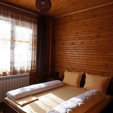 ива Otel *